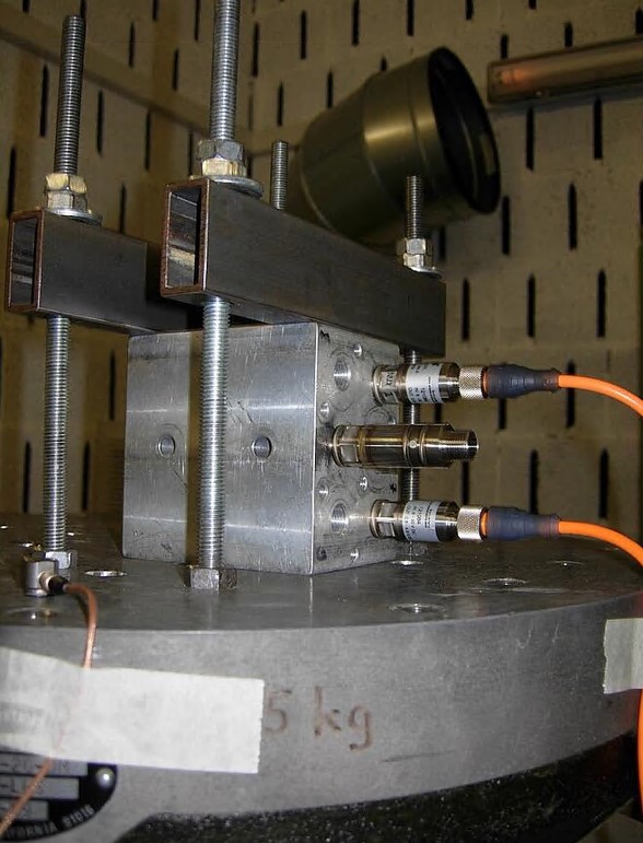 Влияние вибраций на датчики давления Влияние вибраций на датчики давления