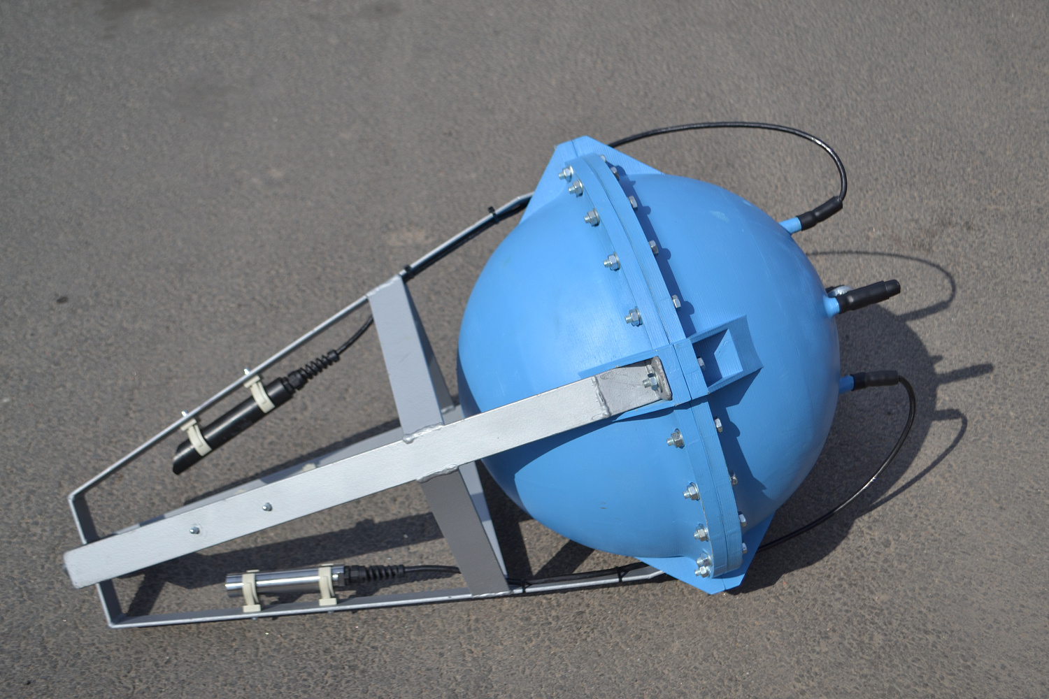 Готовь сани летом, а буй – весной!